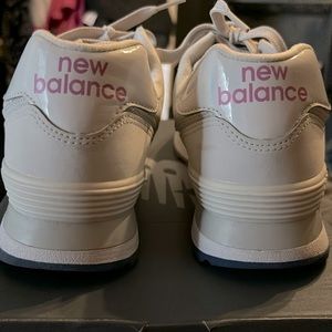 NEW BALANCE 574 Outer Glow Linen Fog Candy Pink